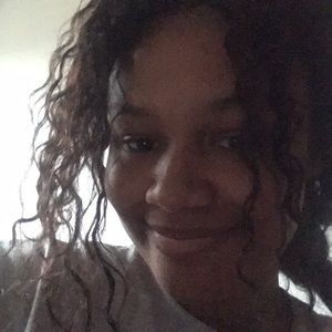 Meet your Posher, Donyay